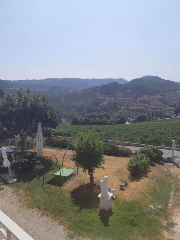 Dimora Palma Di Barolo Apartment Bagian luar foto